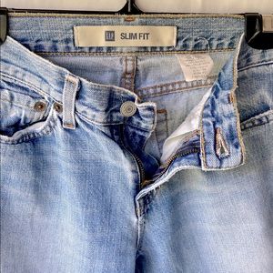 Gap Slim Fit Size 2R Light Blue Denim Jeans